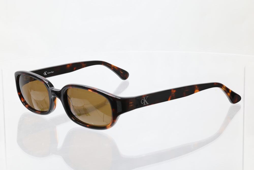 Calvin Klein CK4014 4 50-19-135mm Sunglasses - GOOD CONDITION